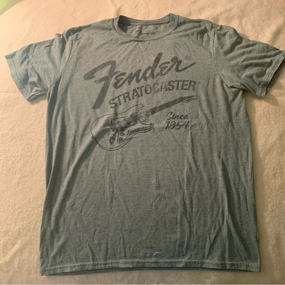 Fender Stratocaster tee, medium - Picture 1 of 4